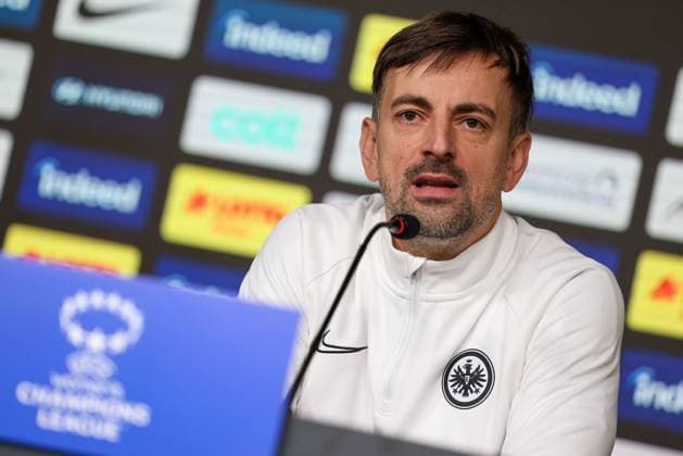 20.12.2023 Pressekonferenz Eintracht Frankfurt mit Cheftrainer Niko Arnautis und Laura Freigang v.l., Cheftrainer Niko Arnautis zuversichtlich Copyright: JoaquimxFerreira