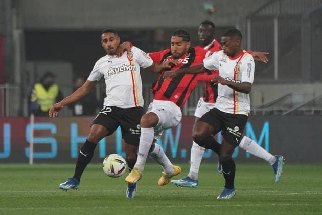 Dante (OGC Nice) - Wesley Said (RC Lens) FOOTBALL : OGC Nice vs RC Lens - Ligue 1 Uber Eats - Nice - 20 12 2023 NorbertScanella Panoramic 