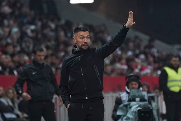 Francesco Farioli (entraineur de l OGC Nice) FOOTBALL : OGC Nice vs RC Lens - Ligue 1 Uber Eats - Nice - 20 12 2023 NorbertScanella Panoramic 