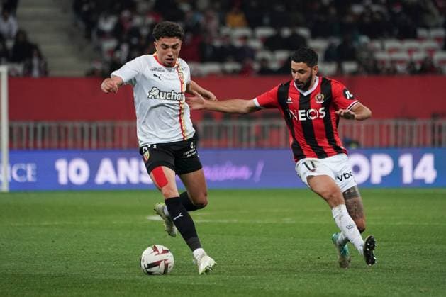 Neil El Aynaoui (RC Lens) - Morgan Sanson (OGC Nice) FOOTBALL : OGC Nice vs RC Lens - Ligue 1 Uber Eats - Nice - 20 12 2023 NorbertScanella Panoramic 