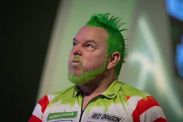Sport Themen der Woche KW51 Darts Paddy Power 2024 PDC World Darts Championship Peter Wright (SCO) looks dismayed after losing his R2 match against Jim Williams (WAL) during the 2024 PDC World Darts Championship at Alexandra Palace, London, United Kingdom on 20 December 2023. Editorial use only , Copyright: xIanxStephenx PSI-18604-0144