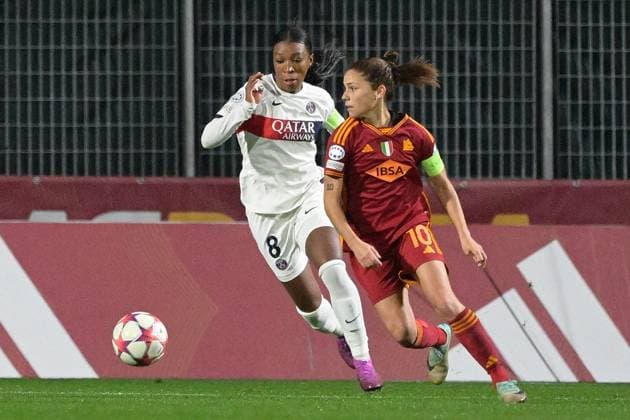 UEFA Champions League Women football match - Roma vs Paris Saint-Germain Manuela Giugliano (AS Roma) Grace Geyoro of Paris Saint-Germain during the UEFA WomenÃ¢& x80;& x99;s Champions League 2023 24 group stage group C match between AS Roma vs Paris Saint Germain FC at the Tre Fontane stadium Rome on 20 December 2023. Rome Italy  Copyright: xIPAxSport ABACAx