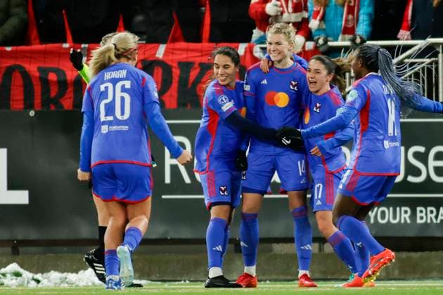 Fu?ball, Frauen, CL, SK Brann Bergen - Olympique Lyon Fotball Champions League kvinner, Brann - Lyon Bergen 20231221. Ada Hegerberg jubler sammen med lagvenninner etter at hun ga Lyon ledelsen 2-0 pa straffe i kampen i gruppespillet i Champions League mellom Brann og Lyon pa Asane Arena. Foto: Paul S. Amundsen NTB Bergen Norge EDITORIAL USE ONLY. RESTRICTED USE FOR BETTING COMPANIES Ref:_SPO_TRBZoIvOpQ.jpg  Copyright: xPaulxS.xAmundsenx xNTBx