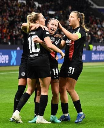 21.12.2023, xhbx, Fussball Champions League Frauen, Eintracht Frankfurt Frauen - SL Benfica Lissabon emspor, v.l. Torjubel, Goal celebration, celebrate the goal 1:0 Laura Freigang (Eintracht Frankfurt Damen),Geraldine Reuteler (Eintracht Frankfurt Damen), Tanja Pawollek (Eintracht Frankfurt Damen) (DFL DFB REGULATIONS PROHIBIT ANY USE OF PHOTOGRAPHS as IMAGE SEQUENCES and or QUASI-VIDEO) Frankfurt am Main