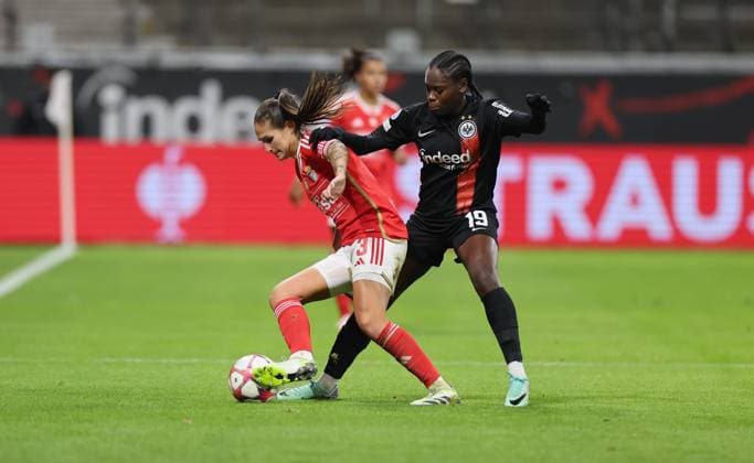 21.12.2023, Fussball Frauen UEFA Womens Champions League UWCL, Eintracht Frankfurt - SL Benfica Lissabon, emonline, emspor, v.l., Ana Seica (SL Benfica Lissabon), Nicola Anyomi (Eintracht Frankfurt) DFL DFB REGULATIONS PROHIBIT ANY USE OF PHOTOGRAPHS AS IMAGE SEQUENCES AND OR QUASI-VIDEO. xdcx Copyright: HMBxMedia