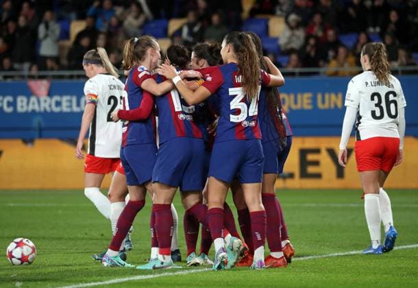 FC Barcelona, Barca v FC Rosengard: Group A - UEFA Women s Champions League 2023 24 FC Barcelona players are celebrating during the match between FC Barcelona and FC Rosengard, corresponding to week 4 of the UEFA Women s Champions League, played at the Johan Cruyff Stadium in Barcelona, Spain, on December 21, 2023. Barcelona Spain  Copyright: xUrbanandsportx originalFilename:urbanandsport-fcbarcel231221_npPvE.jpg