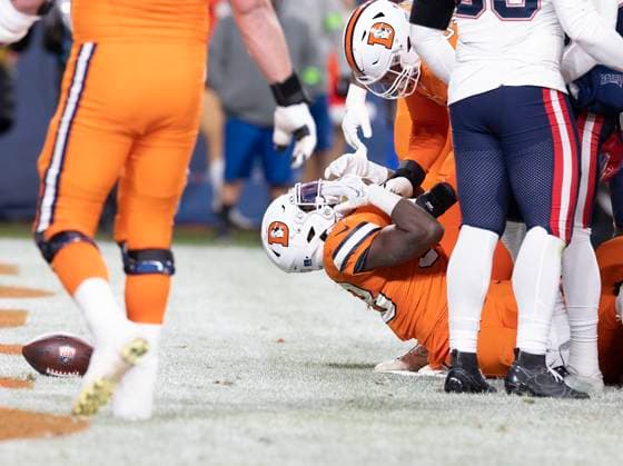December 24, 2023, Denver, Colorado, USA: Broncos RB JALEEL MCLAUGHLIN gets picked up by his team mates after scoring the Broncos first TD of the game during the 1st. Half Sunday night at Empower Field at Mile High in Denver, CO. The Patriots beat the Broncos 26-23. Denver USA - ZUMAav4_ 20231224_zaf_av4_012 Copyright: xHectorxAcevedox