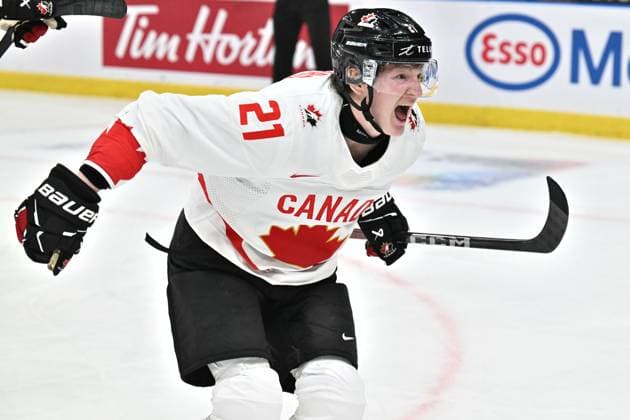 Gothenburg, Sweden 20231226 Canada s Owen Allard scores 2-0 during the IIHF World Junior Championship group A Ice hockey, Eishockey match between Finland and Canada at Scandinavium in Gothenburg, Sweden December 26, 2023. Gothenburg Sweden x9200x