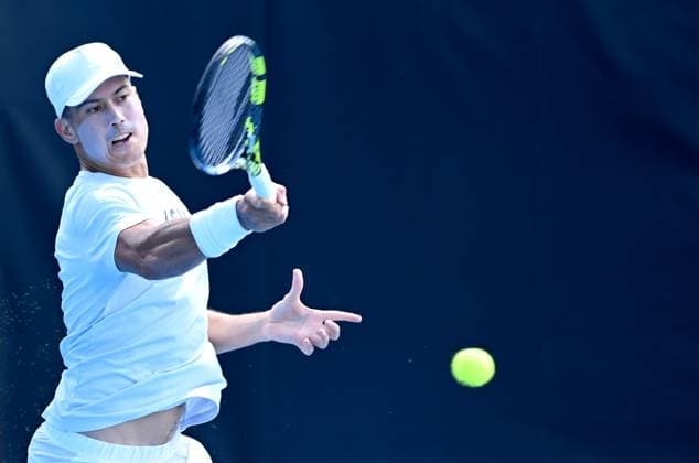 TENNIS BRISBANE INTERNATIONAL PRACTICE, Jason Kubler of Australia in action during a practice session ahead of the Brisbane International tennis tournament at Queensland Tennis Centre n Brisbane, Wednesday, December 27, 2023. ( NO ARCHIVING, EDITORIAL USE ONLY, NO USE IN BOOKS WITHOUT CONSENT BRISBANE QLD AUSTRALIA  Copyright: xDARRENxENGLANDx 20231227001882367848