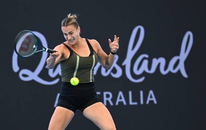 Sport Bilder des Tages TENNIS BRISBANE INTERNATIONAL PRACTICE, Aryna Sabalenka of Belarus in action during a practice session ahead of the Brisbane International at the Queensland Tennis Centre in Brisbane, Thursday, December 28, 2023. ( NO ARCHIVING, EDITORIAL USE ONLY, NO USE IN BOOKS WITHOUT CONSENT BRISBANE QLD AUSTRALIA  Copyright: xDARRENxENGLANDx 20231228001882628200