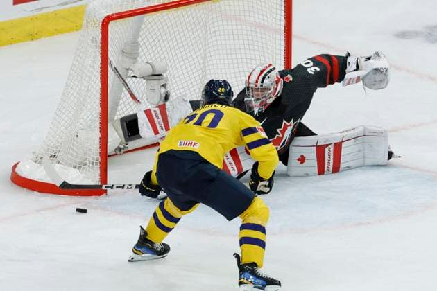 GOTHENBURG 20231229 Sweden s Liam Öhgren during the IIHF World Junior Championship group A Ice hockey, Eishockey match between Canada and Sweden at Scandinavium in Gothenburg, Sweden December 29, 2023. GOTHENBURG Sverige x9200x
