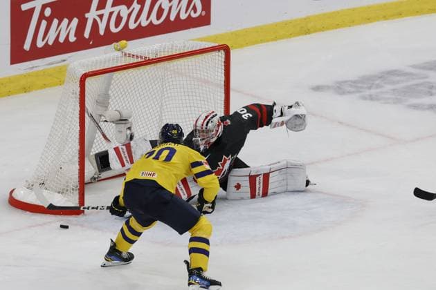 GOTHENBURG 20231229 Sweden s Liam Öhgren during the IIHF World Junior Championship group A Ice hockey, Eishockey match between Canada and Sweden at Scandinavium in Gothenburg, Sweden December 29, 2023. GOTHENBURG Sverige x9200x