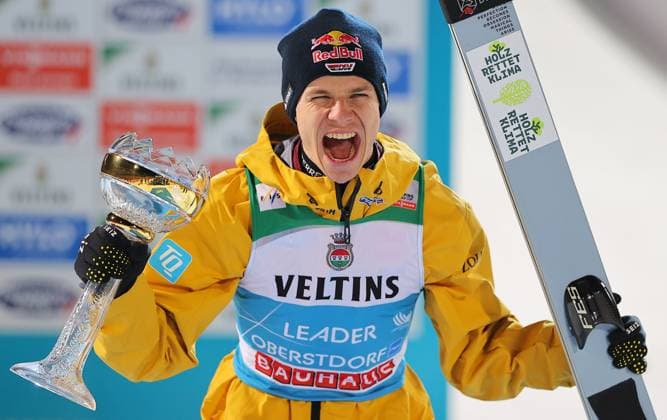 Sport Themen der Woche KW52 Sport Bilder des Tages Ski jumping, Skispringen, Ski, nordisch - FIS WC Oberstdorf OBERSTDORF,GERMANY,29.DEC.23 - NORDIC SKIING, SKI JUMPING - FIS World Cup, Four Hills Tournament, large hill, men. Image shows the rejoicing of Andreas Wellinger (GER).  GEPAxpictures xThomasxBachun