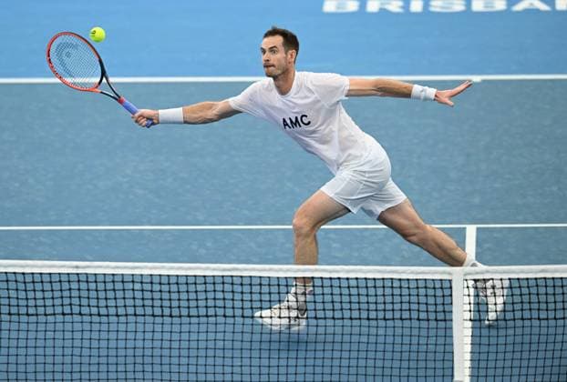 TENNIS BRISBANE INTERNATIONAL PREVIEW, Andy Murray of Great Britain in action during practice ahead of the Brisbane International at the Queensland Tennis Centre in Brisbane, Saturday, December 30, 2023.( NO ARCHIVING, EDITORIAL USE ONLY, NO USE IN BOOKS WITHOUT CONSENT BRISBANE QLD AUSTRALIA  Copyright: xDARRENxENGLANDx 20231230001883198417