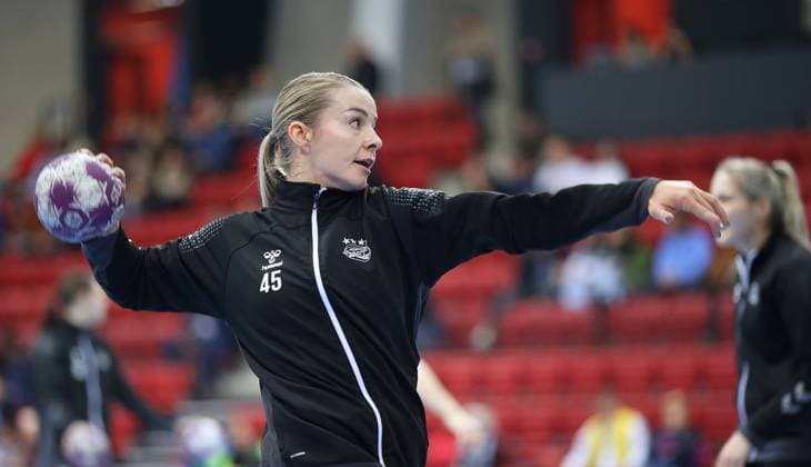 30.12.2023, Deutschland, Stuttgart, Handball 1. Bundesliga Frauen, SG BBM Bietigheim vs. Buxtehuder SV, Noemi Hafra (BBM)