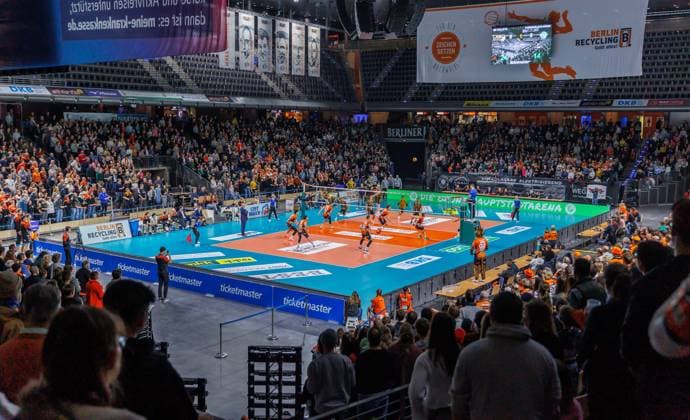 30.12.2023, Berlin, Volleyball: 1.Bundesliga, Maenner, 11. Spieltag, BR Volleys - Powervolleys Dueren, Max-Schmeling-Halle. Blick in die Halle. BR Volleys - Powervolleys Dueren