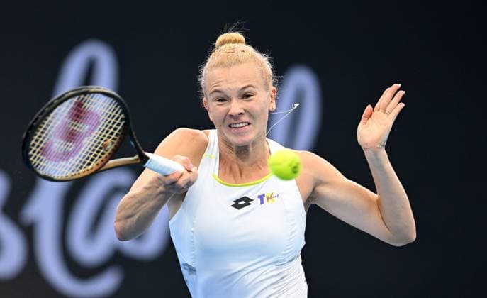 TENNIS BRISBANE INTERNATIONAL, Katerina Siniakova of the Czech Republic in action against Sloane Stephens of the USA during their round 1 match on Day 1 of the 2024 Brisbane International at the Queensland Tennis Centre in Brisbane, unday, December 31, 2023. ( NO ARCHIVING, EDITORIAL USE ONLY, NO USE IN BOOKS WITHOUT CONSENT BRISBANE QUEENSLAND AUSTRALIA  Copyright: xDARRENxENGLANDx 20231231001883542106
