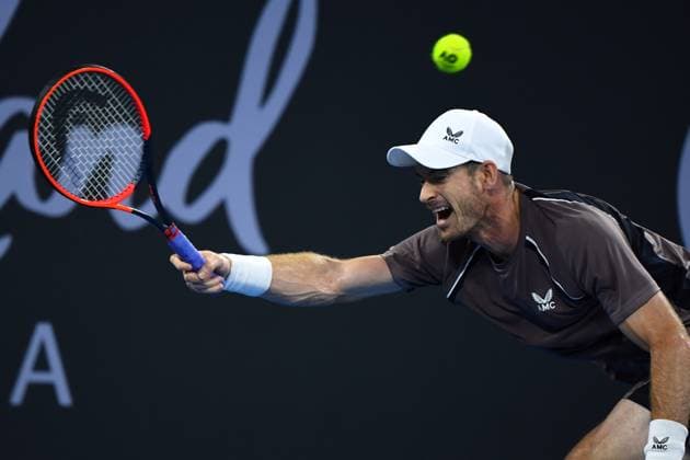 TENNIS BRISBANE INTERNATIONAL, Andy Murray in action against Grigor Dimitrov during their round one match on Day 2 of the 2024 Brisbane International at the Queensland Tennis Centre in Brisbane, Monday, January 1, 2024. NO ARCHIVING, EDITORIAL USE ONLY, NO USE IN BOOKS WITHOUT CONSENT BRISBANE QUEENSLAND AUSTRALIA  Copyright: xJONOxSEARLEx 20240101001883898402