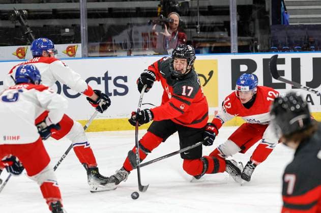 GOTHENBURG, SWEDEN 20240102 Canada s Macklin Celebrini ( 17) is chased by Czechia s Dominik Rymon ( 12) during the IIHF World Junior Championship Ice hockey, Eishockey quarter final match between Canda and Czech Republic at Scandinavium in Gothenburg, Sweden January 2, 2024. GOTHENBURG SWEDEN x9200x