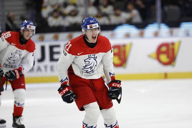 GOTHENBURG, SWEDEN 20240102 Czechia s Jakub Stancl celbrates scoring his team s third goal during the IIHF World Junior Championship Ice hockey, Eishockey quarter final match between Canda and Czech Republic at Scandinavium in Gothenburg, Sweden January 2, 2024. GOTHENBURG SWEDEN x9200x