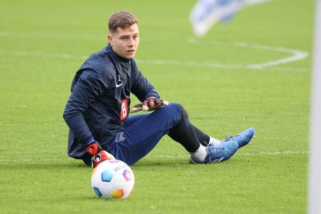 DEU, DFL, 2. FBL Hertha BSC, Training, 03.01.2024, Sportforum, Berlin, DEU, DFL, 2. FBL Hertha BSC, Training, im Bild Tjark Ernst (Hertha BSC Berlin 12) DFL - regulations prohibit any use of Photographs as image sequences and or quasi-video Foto: Juergen Engler nordphoto GmbH