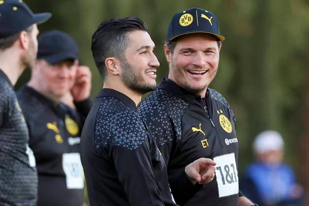Sport Themen der Woche KW01 Sport Bilder des Tages Co-Trainer Nuri Sahin (Borussia Dortmund) und Trainer Edin Terzic (Borussia Dortmund) lachen, Training Tag 1, Winter-Trainingslager Borussia Dortmund, Banus Football Center, 03.01.2024, Marbella, Spain. *** Co-coach Nuri Sahin Borussia Dortmund and coach Edin Terzic Borussia Dortmund laughing, training day 1, winter training camp Borussia Dortmund, Banus Football Center, 03 01 2024, Marbella, Spain