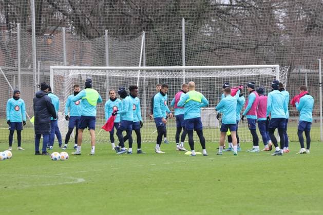 DEU, DFL, 2. FBL Hertha BSC, Training, 04.01.2024, Sportforum, Berlin, DEU, DFL, 2. FBL Hertha BSC, Training, im Bild Hertha-Spielerkreis DFL - regulations prohibit any use of Photographs as image sequences and or quasi-video Foto: Juergen Engler nordphoto GmbH