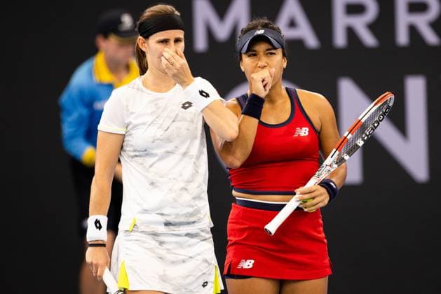 Heather Watson and Greet Minnen in action in the Womens Doubles Final Brisbane international 6th January 2024 Brisbane International Tennis Tournament, Day Seven, Queensland Tennis Centre, Brisbane, Australia - 06 Jan 2024  Copyright: xBenxSymons Shutterstockx 14286930a