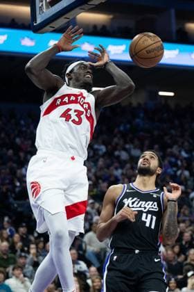 January 5, 2024, Sacramento, CA, USA: Toronto Raptors forward Pascal Siakam (43) reacts after basket defended by Sacramento Kings forward Trey Lyles (41) during an NBA, Basketball Herren, USA game at Golden 1 Center on Friday, Jan. 5, 2024. Sacramento USA - ZUMAj89_ 20240105_zaf_j89_017 Copyright: xPaulxKitagakixJr.x