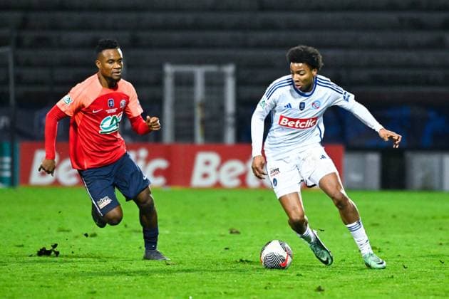 Jeremy Sebas ( 19 - Strasbourg ) during the French Cup match between Avoine OCC and RC Strasbourg Alsace at Stade de la Vallee du Cher on January 06, 2024 in Tours, France. ( Photo by federico pestellini panoramic ) - FOOTBALL : Avoine vs Strasbourg - Coupe de France - 06 01 2024 FedericoPestellini Panoramic 