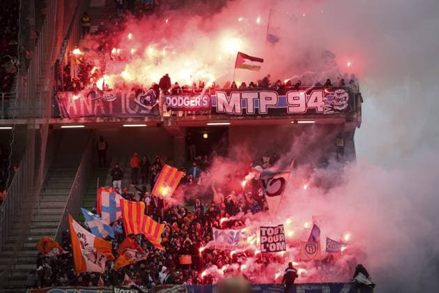 Sport Bilder des Tages Supporters Racing de Marseille - ambiance FOOTBALL : Thionville Lusitanos vs Olympique Marseille - Coupe De France - 07 01 2024 ElyxandroCegarra Panoramic 