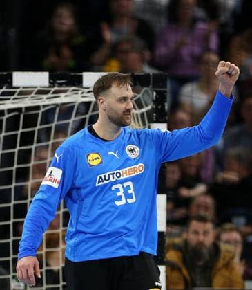 06.01.2024, Handball Länderspiel 2023 2024, Testspiel, Deutschland - Portugal, in der Wunderino-Arena Kiel. Torwart Andreas Wolff (Deutschland) jubelt