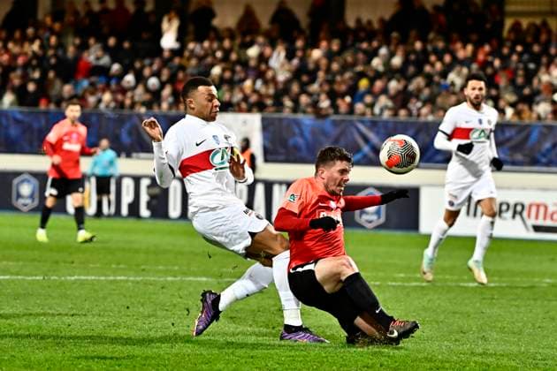 Kylian Mbappe (psg) FOOTBAL : US Revel vs PSG - 32eme de Finale de la Coupe de France - Castres - 07-01-2024 ThierryBreton Panoramic 