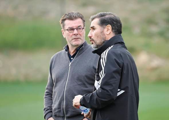 08.01.2024 - Fussball - 2. Fussball-Bundesliga - Saison 2023 2024 - 1. FC Nürnberg FCN Club - Trainingslager Winter Wintertrainingslager Marbella Spanien - Sportfoto Zink DaMa - xdaxmax - Dieter Hecking ( Vorstand 1. FC Nürnberg FCN ) Cristian Fiel ( Trainer 1. FC Nürnberg FCN ) unterhalten sich