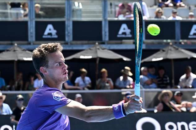 8th January 2024; Auckland, New Zealand: Luca Van assche of France during his first round singles match at the ASB Classic tennis tournament in Auckland, New Zealand. Monday January 8th, 2024.  ActionPlus12595989 AndrewxCornaga