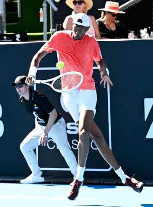 8th January 2024; Auckland, New Zealand: Christopher Eubanks of the USA plays a shot during his first round singles match at the ASB Classic tennis tournament in Auckland, New Zealand. Monday January 8th, 2024.  ActionPlus12596005 AndrewxCornaga