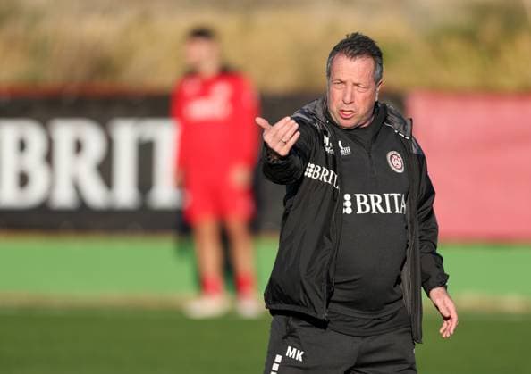 Fussball - 2. Bundesliga - Trainingslager - SV Wehen Wiesbaden - 08.01.24, Trainer Markus Kauczinski, -