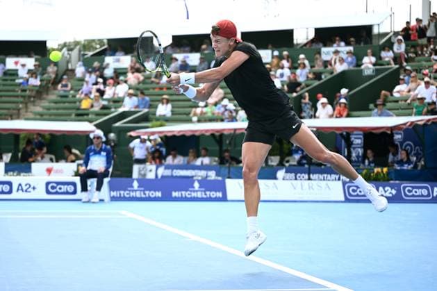 TENNIS KOOYONG CLASSIC, Holger Rune of Denmark in action against Karen Khachanov of Russia during their match in the 2024 Kooyong Classic at the Kooyong Lawn Tennis Club in Melbourne, Wednesday, January 10, 2024. ( NO ARCHIVING, EDITORIAL USE ONLY, NO USE IN BOOKS WITHOUT CONSENT MELBOURNE VICTORIA AUSTRALIA  Copyright: xJOELxCARRETTx 20240110001887068060
