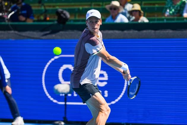 Sinner Vs Polmans, Kooyong Classic in Melbourne, Australia - 10 Jan 2024 World No.4 Jannik Sinner of Italy seen in action during the opening match of Day 1 of the Care Wellness Kooyong Classic Tennis Tournament against Marc Polmans of Australia at Kooyong Lawn Tennis Club. Sinner achieved comfortable victory, 6-4, 6-0. Melbourne Australia Copyright: xAlexanderxBogatyrevx xSOPAxImagesx KC Sinner Polmans-3141