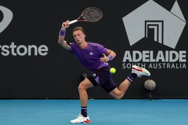TENNIS ADELAIDE INTERNATIONAL, Jiri Lehecka of Czechia in action against Nicolas Jarry of Chile during their Quarter Final match of the 2024 Adelaide International at Memorial Drive Tennis Centre in Adelaide, Thursday, January 11, 2024. ( NO ARCHIVING, EDITORIAL USE ONLY, NO USE IN BOOKS WITHOUT CONSENT ADELAIDE SOUTH AUSTRALIA AUSTRALIA  Copyright: xMATTxTURNERx 20240111001887416024