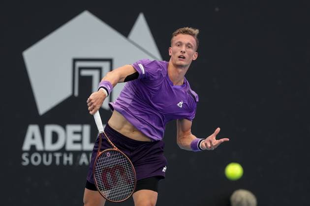 TENNIS ADELAIDE INTERNATIONAL, Jiri Lehecka of Czechia in action against Nicolas Jarry of Chile during their Quarter Final match of the 2024 Adelaide International at Memorial Drive Tennis Centre in Adelaide, Thursday, January 11, 2024. ( NO ARCHIVING, EDITORIAL USE ONLY, NO USE IN BOOKS WITHOUT CONSENT ADELAIDE SOUTH AUSTRALIA AUSTRALIA  Copyright: xMATTxTURNERx 20240111001887416099