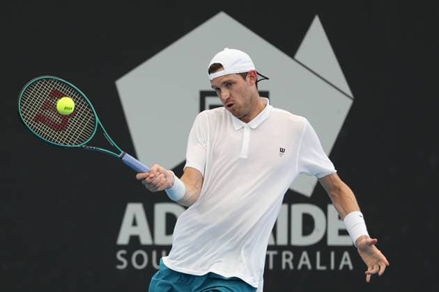 TENNIS ADELAIDE INTERNATIONAL, Nicolas Jarry of Chile in action against Jiri Lehecka of Czechia during their Quarter Final match of the 2024 Adelaide International at Memorial Drive Tennis Centre in Adelaide, Thursday, January 11, 2024. ( NO ARCHIVING, EDITORIAL USE ONLY, NO USE IN BOOKS WITHOUT CONSENT ADELAIDE SOUTH AUSTRALIA AUSTRALIA  Copyright: xMATTxTURNERx 20240111001887416533