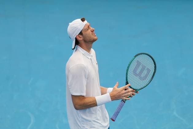 TENNIS ADELAIDE INTERNATIONAL, Nicolas Jarry of Chile in action against Jiri Lehecka of Czechia during their Quarter Final match of the 2024 Adelaide International at Memorial Drive Tennis Centre in Adelaide, Thursday, January 11, 2024. ( NO ARCHIVING, EDITORIAL USE ONLY, NO USE IN BOOKS WITHOUT CONSENT ADELAIDE SOUTH AUSTRALIA AUSTRALIA  Copyright: xMATTxTURNERx 20240111001887421509