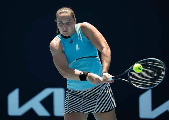 Jule Niemeier Australian Open Qualifikation - Melbourne Park - Melbourne - Victoria - Australia - 10 01 2024. Copyright: xJuergenxHasenkopfx
