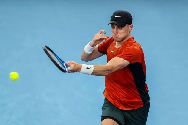 TENNIS ADELAIDE INTERNATIONAL, Jack Draper of the United Kingdom in action against Tommy Paul of the United States during their Quarter Final match of the 2024 Adelaide International at Memorial Drive Tennis Centre in Adelaide, Thursday, January 11, 2024. ( NO ARCHIVING, EDITORIAL USE ONLY, NO USE IN BOOKS WITHOUT CONSENT ADELAIDE SOUTH AUSTRALIA AUSTRALIA  Copyright: xMATTxTURNERx 20240111001887476792
