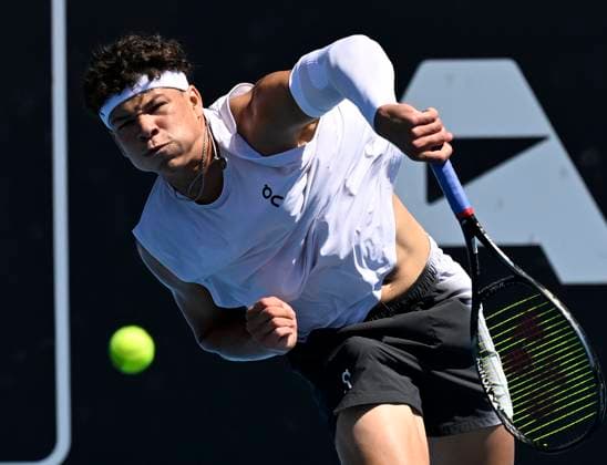 11th January 2024: Auckland, New Zealand: Ben Shelton of the USA plays a shot during his quarter final singles match at the ASB Classic tennis tournament in Auckland, New Zealand.  ActionPlus12596146 AndrewxCornaga
