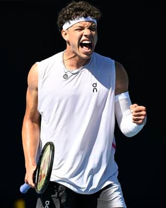 11th January 2024: Auckland, New Zealand: Ben Shelton of the USA celebrates his quarter final win against Spain s Roberto Carballes Baena at the ASB Classic tennis tournament in Auckland, New Zealand.  ActionPlus12596148 AndrewxCornaga