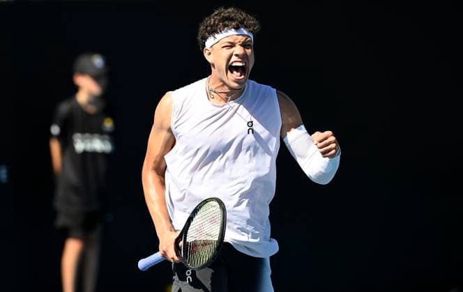 11th January 2024: Auckland, New Zealand: Ben Shelton of the USA celebrates his quarter final win against Spain s Roberto Carballes Baena at the ASB Classic tennis tournament in Auckland, New Zealand.  ActionPlus12596149 AndrewxCornaga