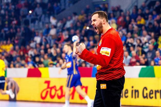 MEN’S EHF EURO 2024: Schweden - Bosnien Herzegovina, 11.01.2024, Mannheim Benjamin Buric 12, Bosnia and Herzegovina (BIH), SG Flensburg-Handewitt jubelt; Spiel der MEN’S EHF EURO 2024: Schweden - Bosnien Herzegovina am 11.01.2024 in der SAP-Arena Mannheim Copyright: xBEAUTIFULxSPORTS Hahnex