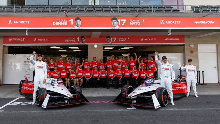 DENNIS Jake (gbr) and NATO Norman (fra), Andretti Global, Porsche 99X Electric, portrait, group picture, portrait during the 2024 Hankook Mexico City ePrix, 1st meeting of the 2023-24 ABB FIA Formula E World Championship, WM, Weltmeisterschaft on the Autodromo Hermanos Rodriguez from January 11 to 13, in Mexico City, Mexico - 2024 FORMULA E HANKOOK MEXICO CITY ePRIX DPPI Panoramic  03424001_CL20018